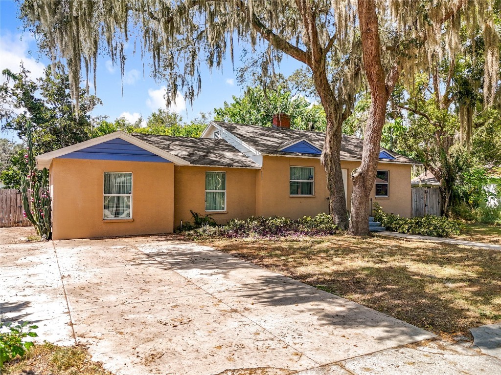 109 N Oakland Street Leesburg FL 34748 O6348065 image3