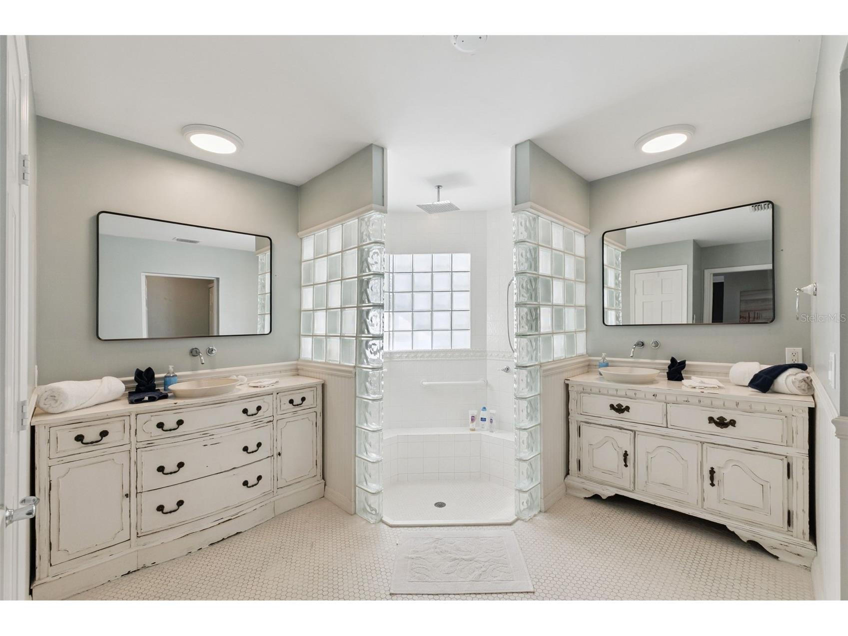 109 N Peninsula Avenue New Smyrna Beach FL 32169 O6405898 image12