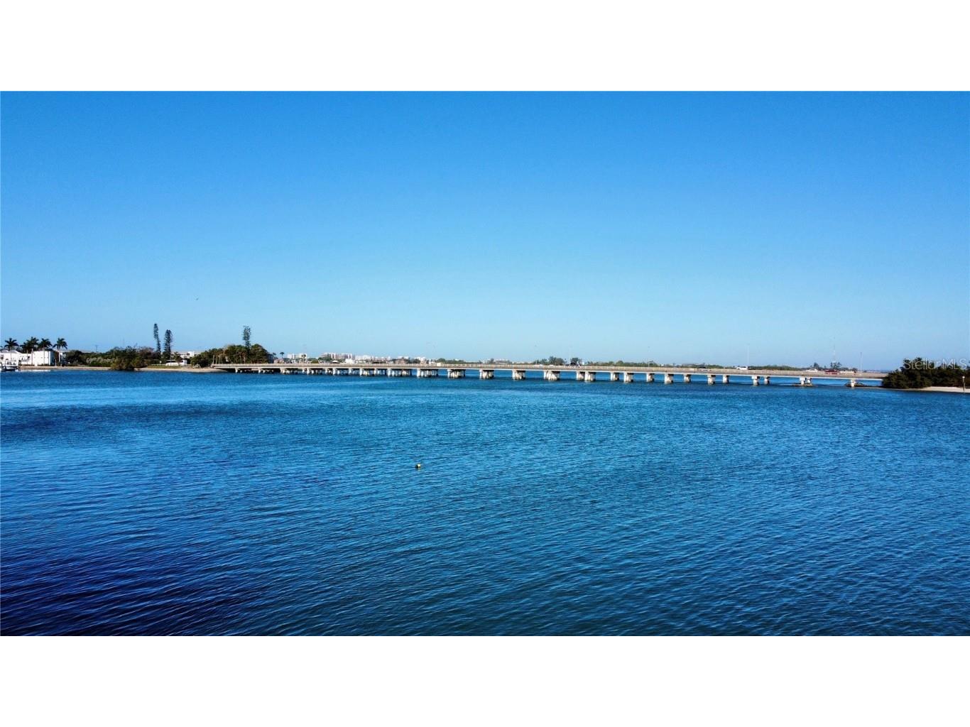 109 N Warbler Lane Sarasota FL 34236 - SARASOTA BAY & INTRACOASTAL A4629249 image11