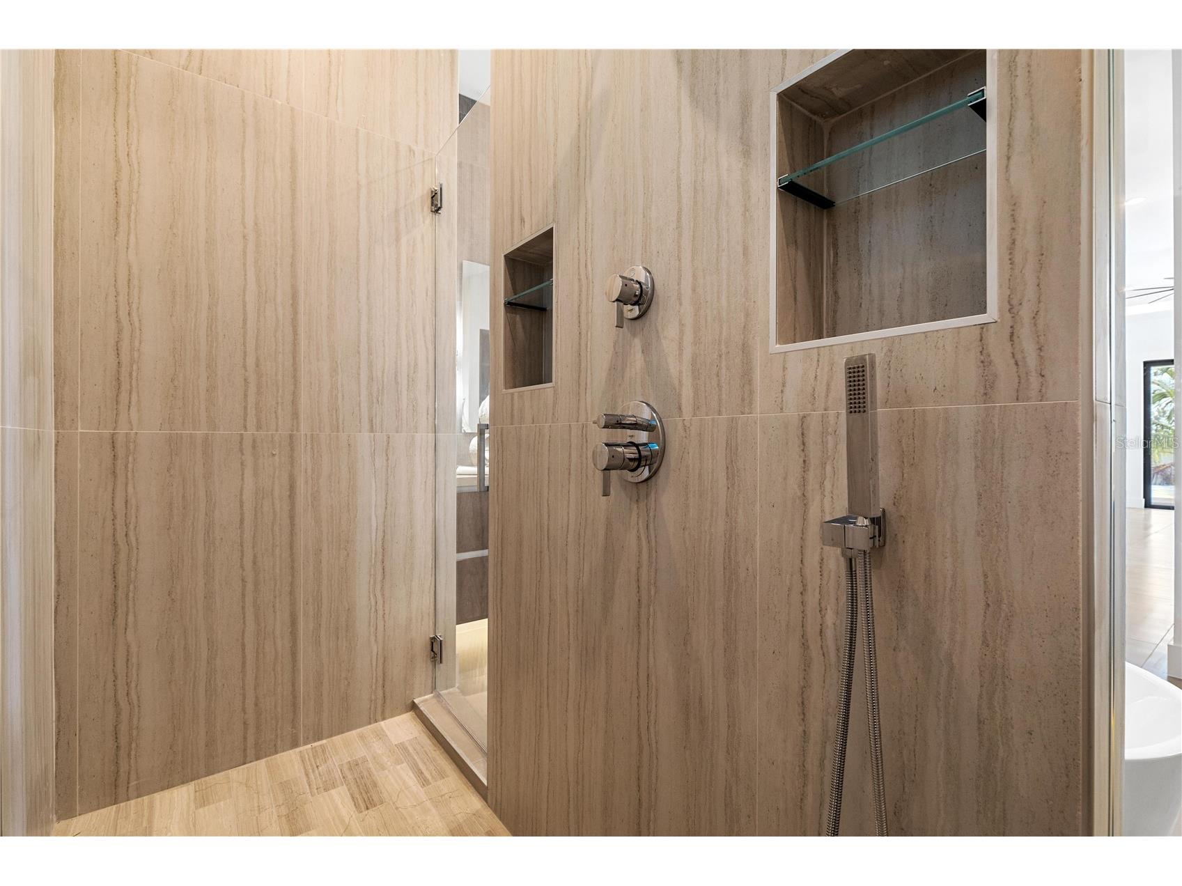 109 NW 35th Place Cape Coral FL 33993 A4676836 image32