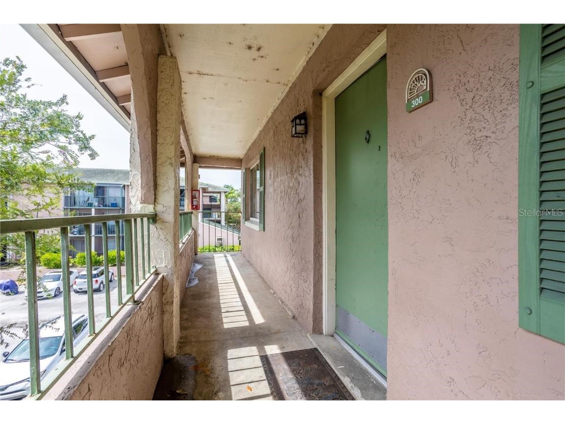 109 Oyster Bay Circle #300 Altamonte Springs FL 32701 O6233324 image1
