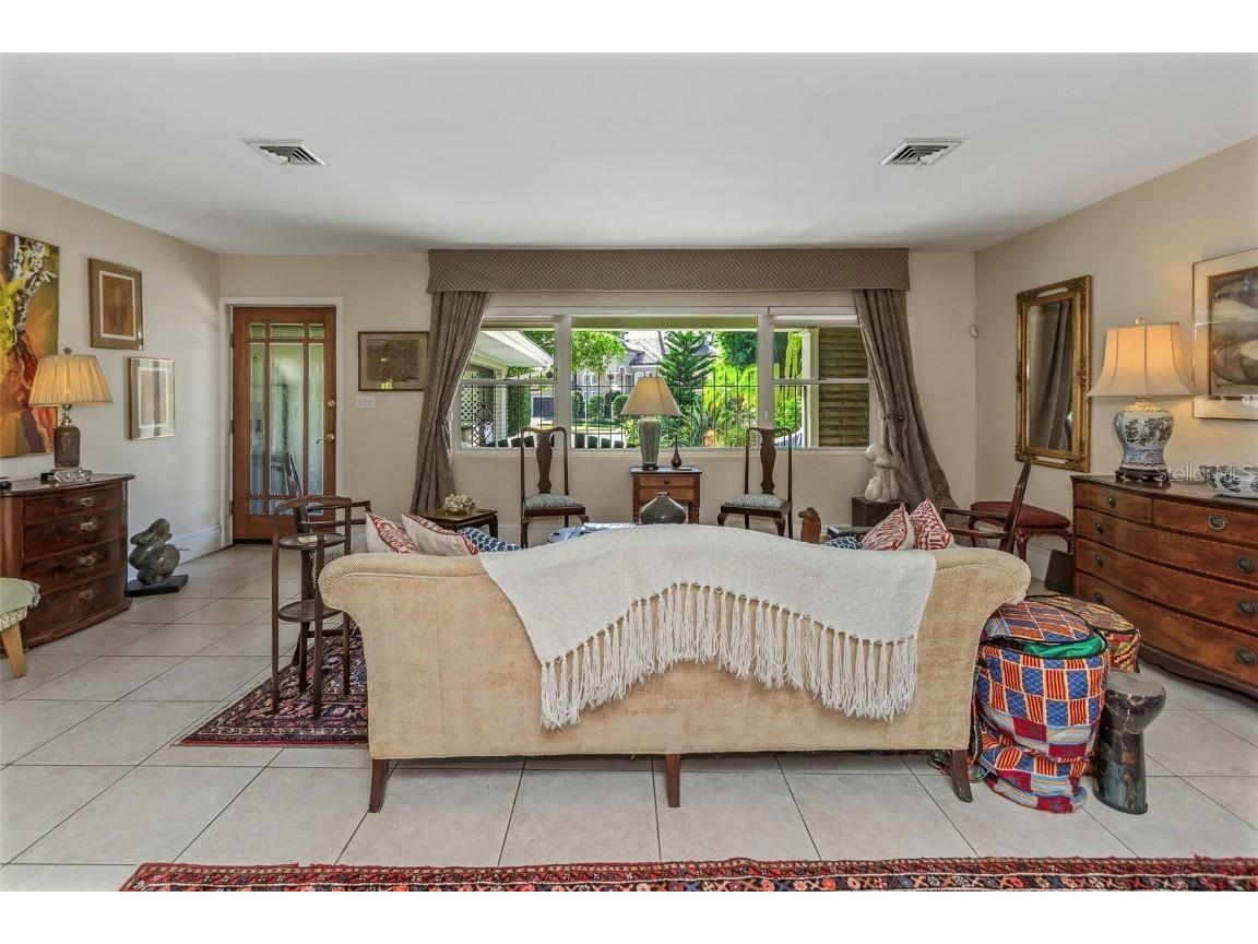 109 Ponce De Leon Boulevard Belleair FL 33756 TB8438174 image5