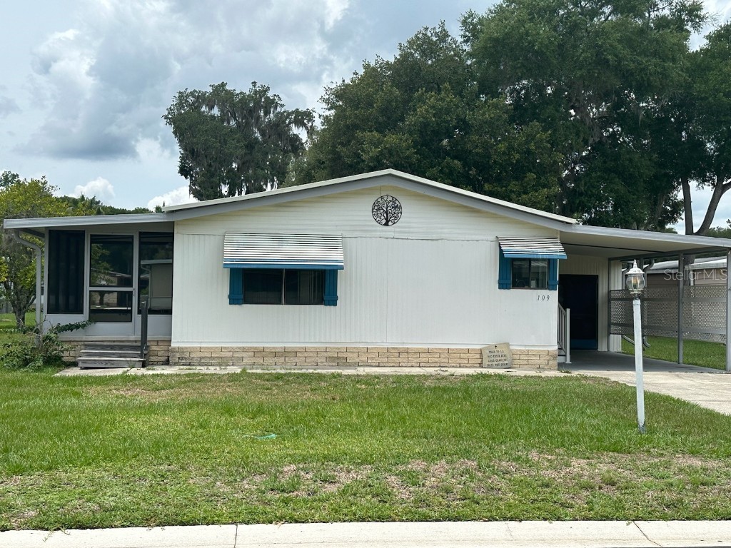 109 Robin Lane Wildwood FL 34785 - LAKE OKHUMPKA G5069062 image1