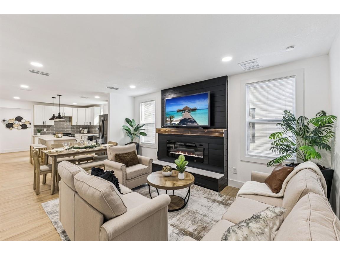 109 S Holly Avenue Sanford FL 32771 O6355343 image8