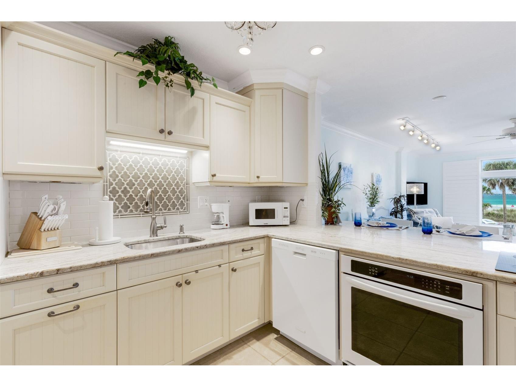 109 The Esplanade S #202 Venice FL 34285 N6141863 image15
