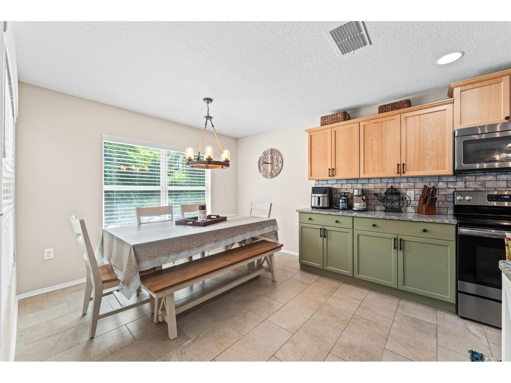 109 Thornberry Branch Lane Daytona Beach FL 32124 V4950190 image14