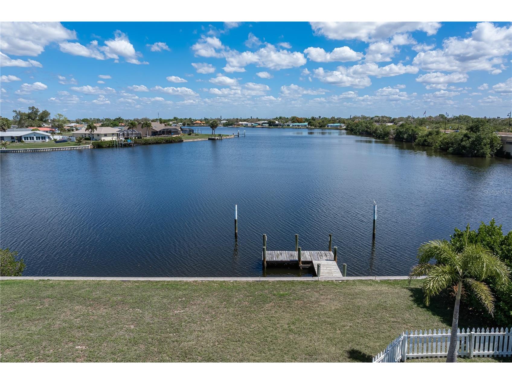 109 W Tarpon Boulevard NW Port Charlotte FL 33952 - TARPON WATERWAY C7523358 image4
