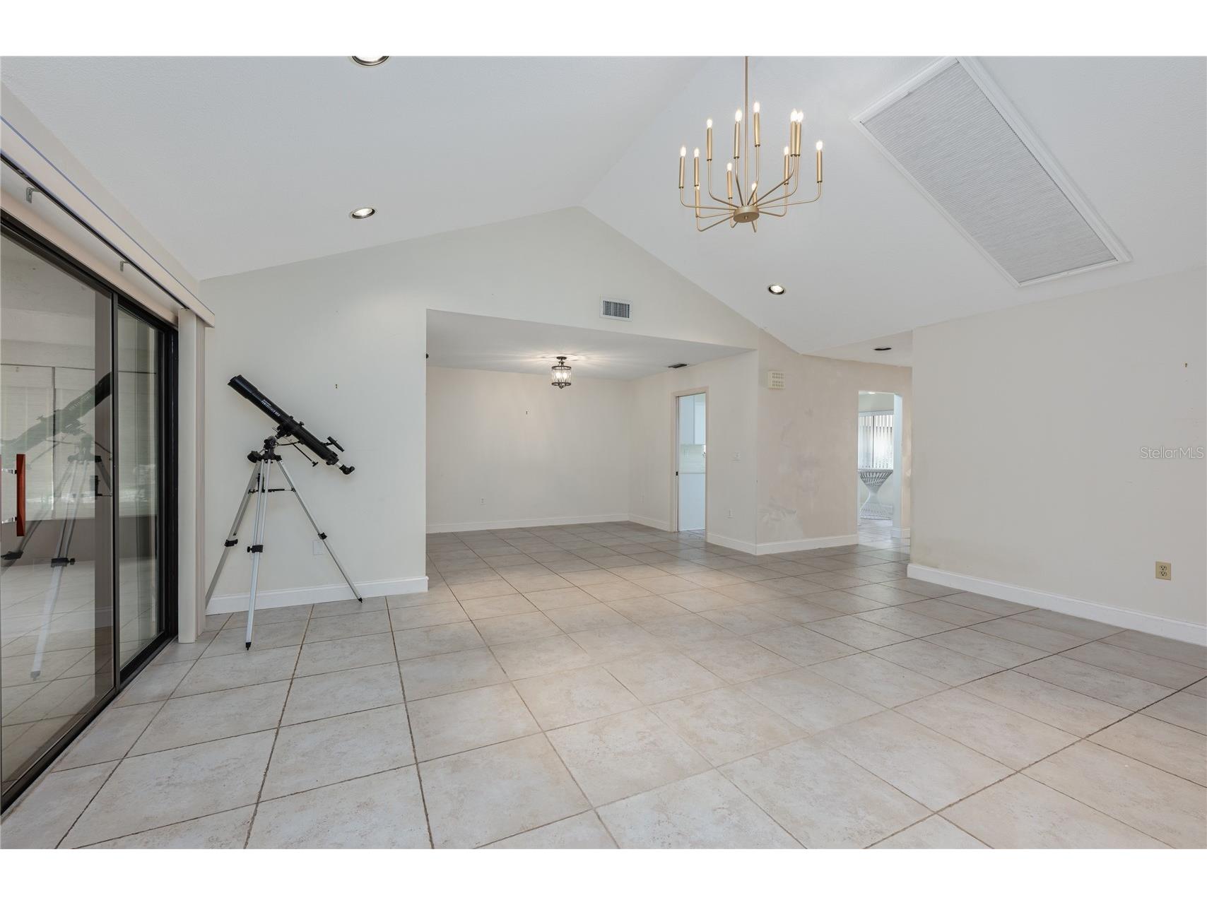 109 Waterwood Drive Yalaha FL 34797 - LAKE HARRIS CHAIN OF LAKES G5111380 image7