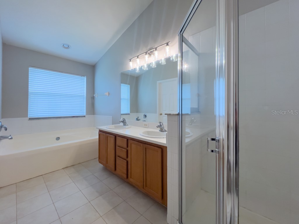 109 Woodknoll Place Valrico FL 33594 TB8498319 image4