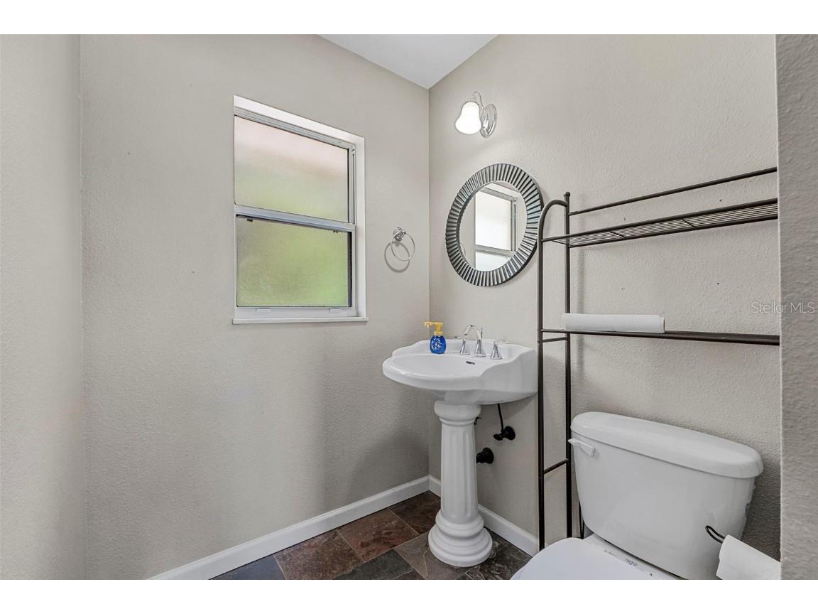 109 Wynot Way Deland FL 32724 FC313919 image8