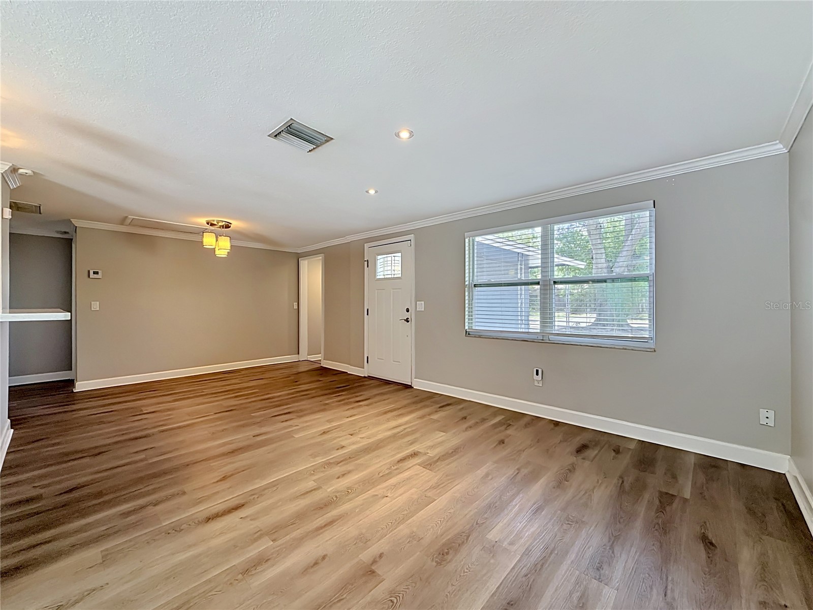 1090 16th Avenue SW Largo FL 33770 TB8512443 image17