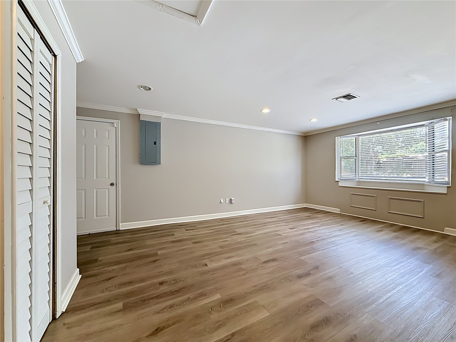 1090 16th Avenue SW Largo FL 33770 TB8512443 image43