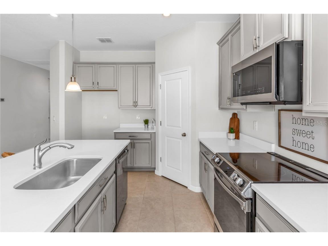 1090 Chelan Falls Drive Deland FL 32724 V4945741 image6