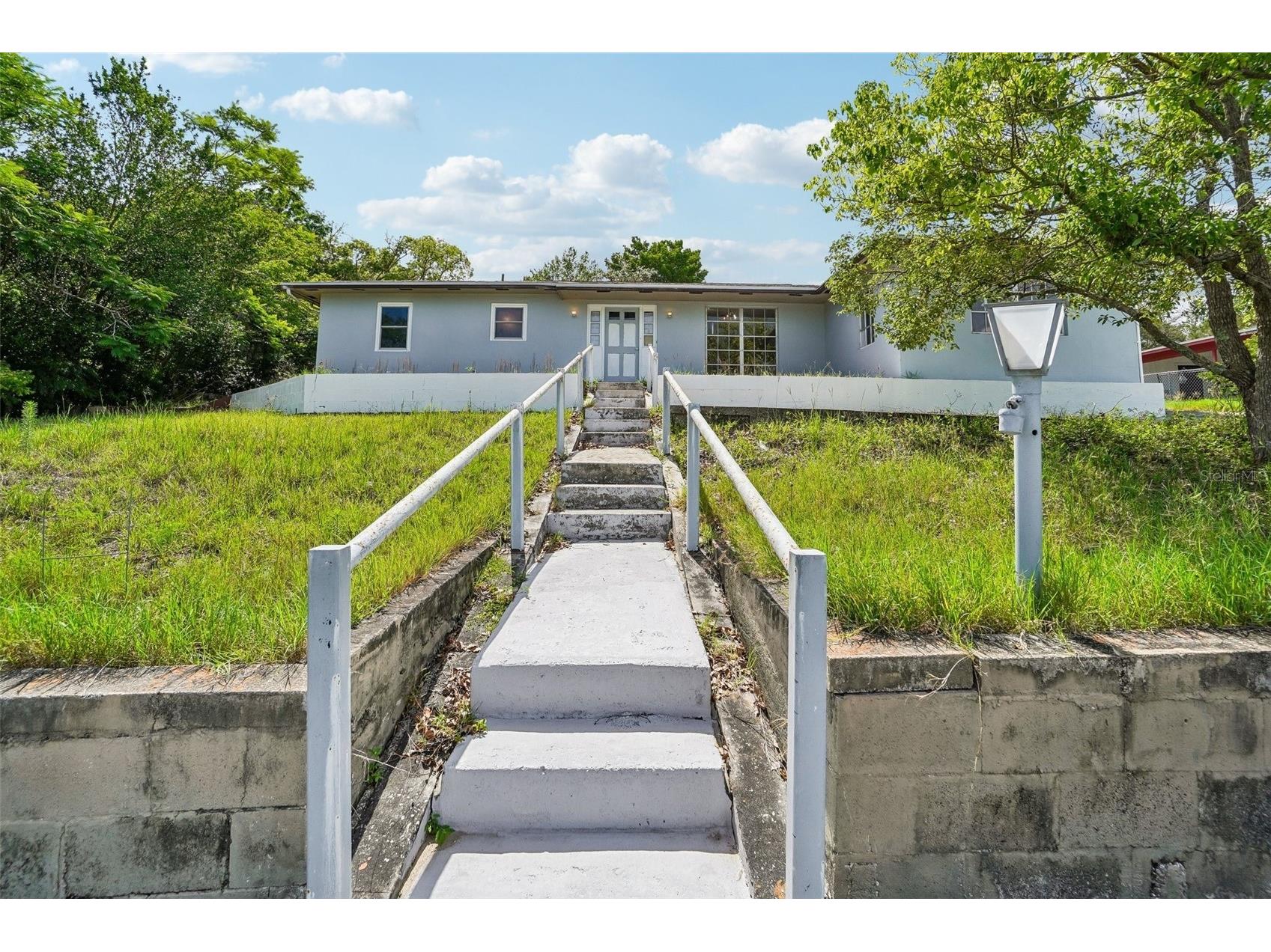 1090 Edgehill Ave Spring Hill FL 34606 TB8513656 image1