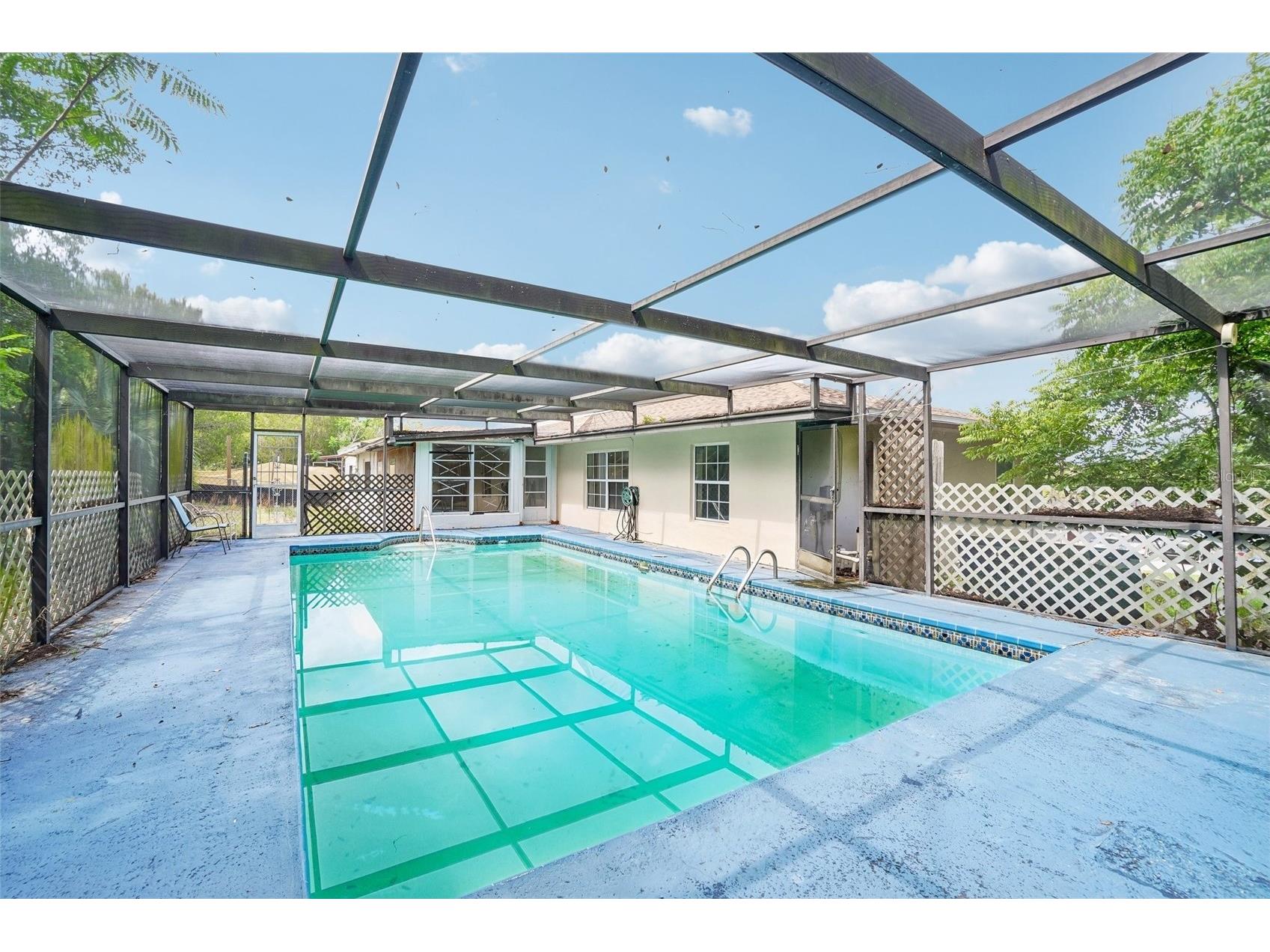 1090 Edgehill Ave Spring Hill FL 34606 TB8513656 image16