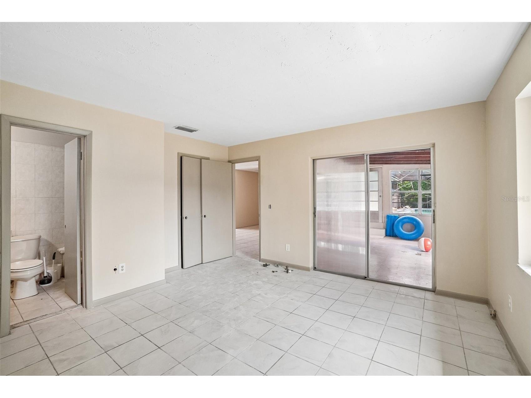1090 Edgehill Ave Spring Hill FL 34606 TB8513656 image6