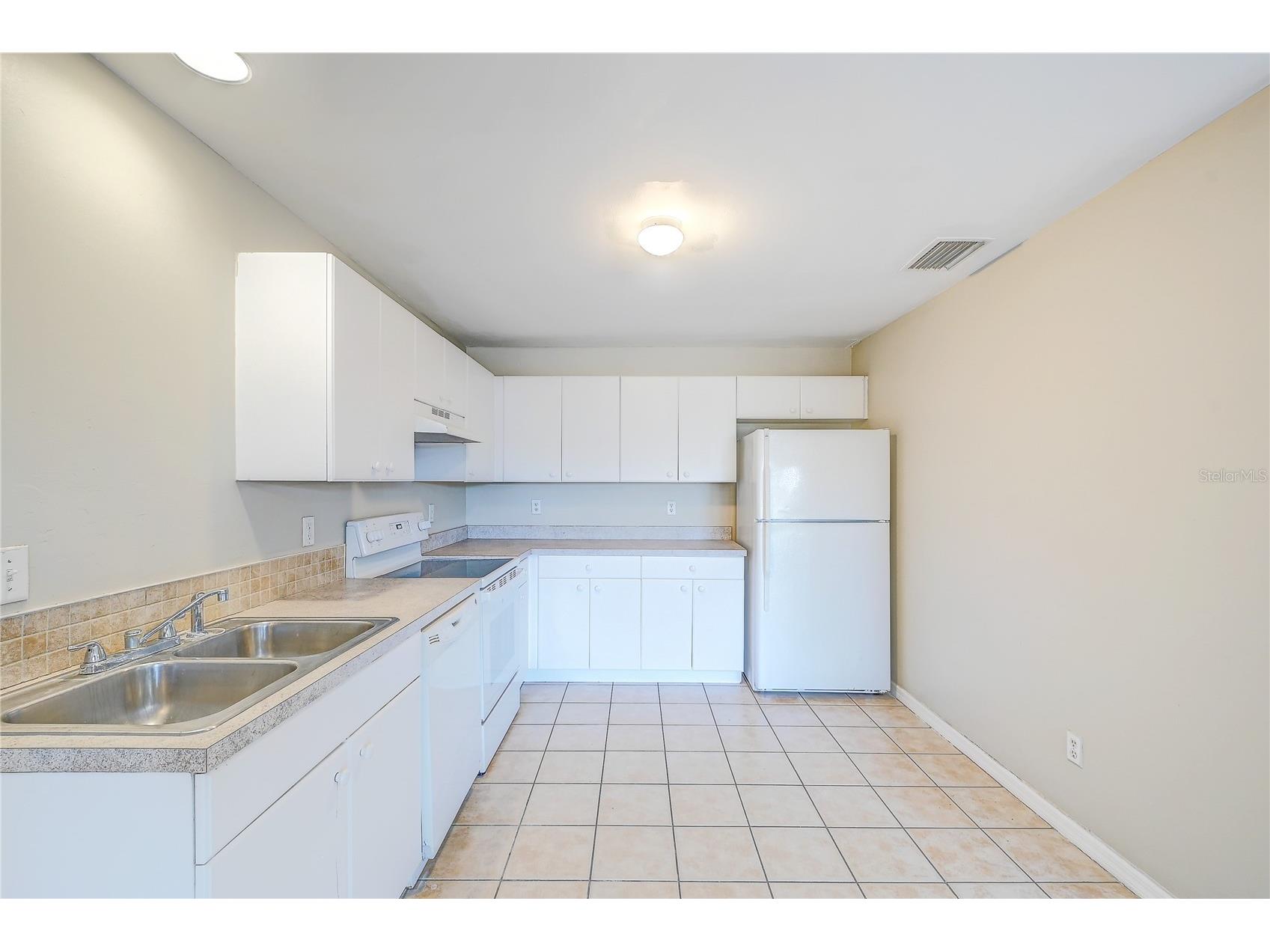 1090 Jaguar Boulevard Lehigh Acres FL 33974 C7521733 image7