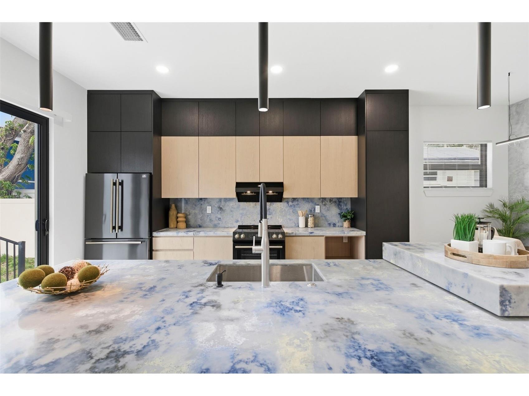 1090 Main Street Safety Harbor FL 34695 TB8507231 image21