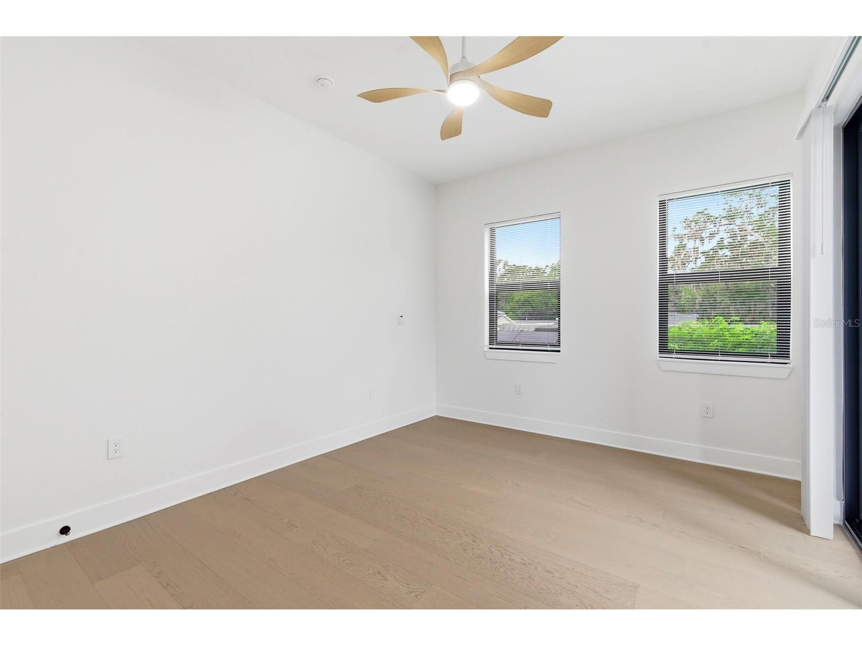 1090 Main Street Safety Harbor FL 34695 TB8507231 image39