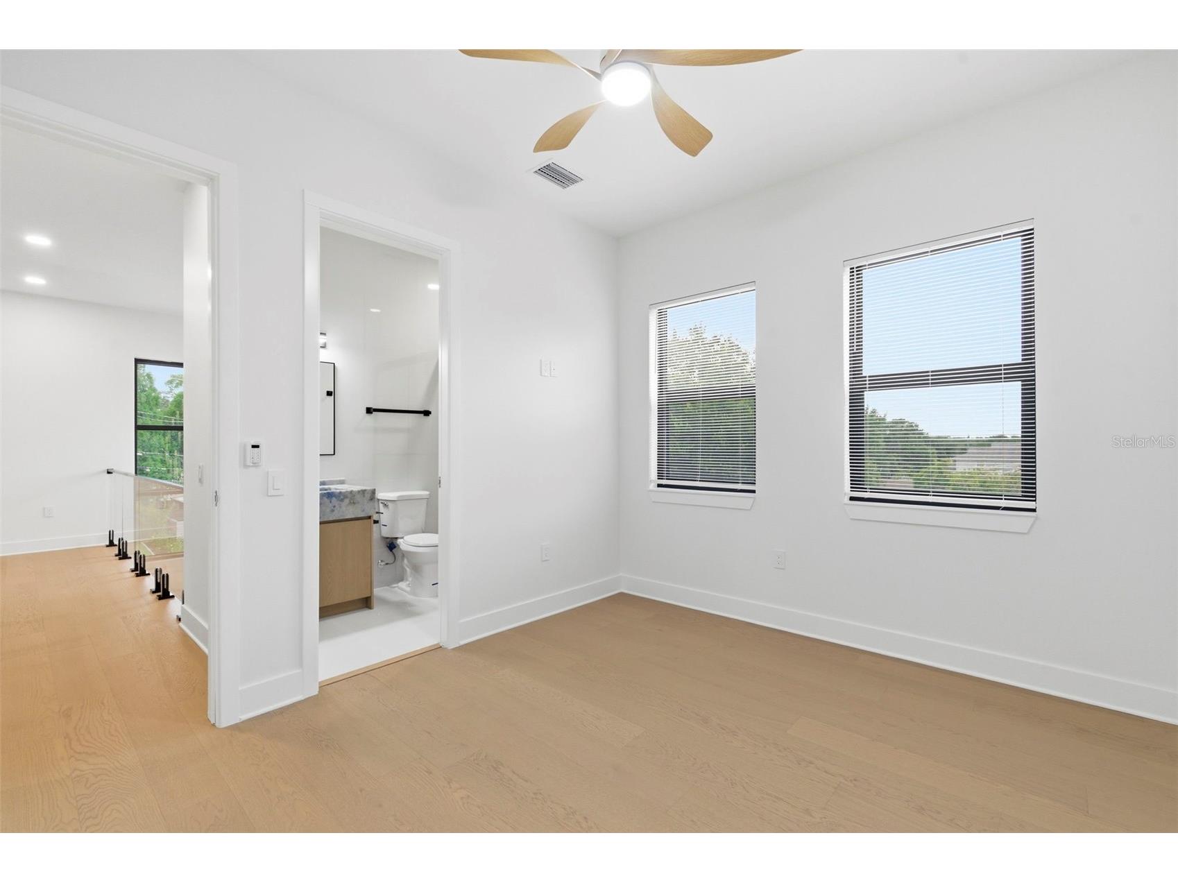 1090 Main Street Safety Harbor FL 34695 TB8507231 image44