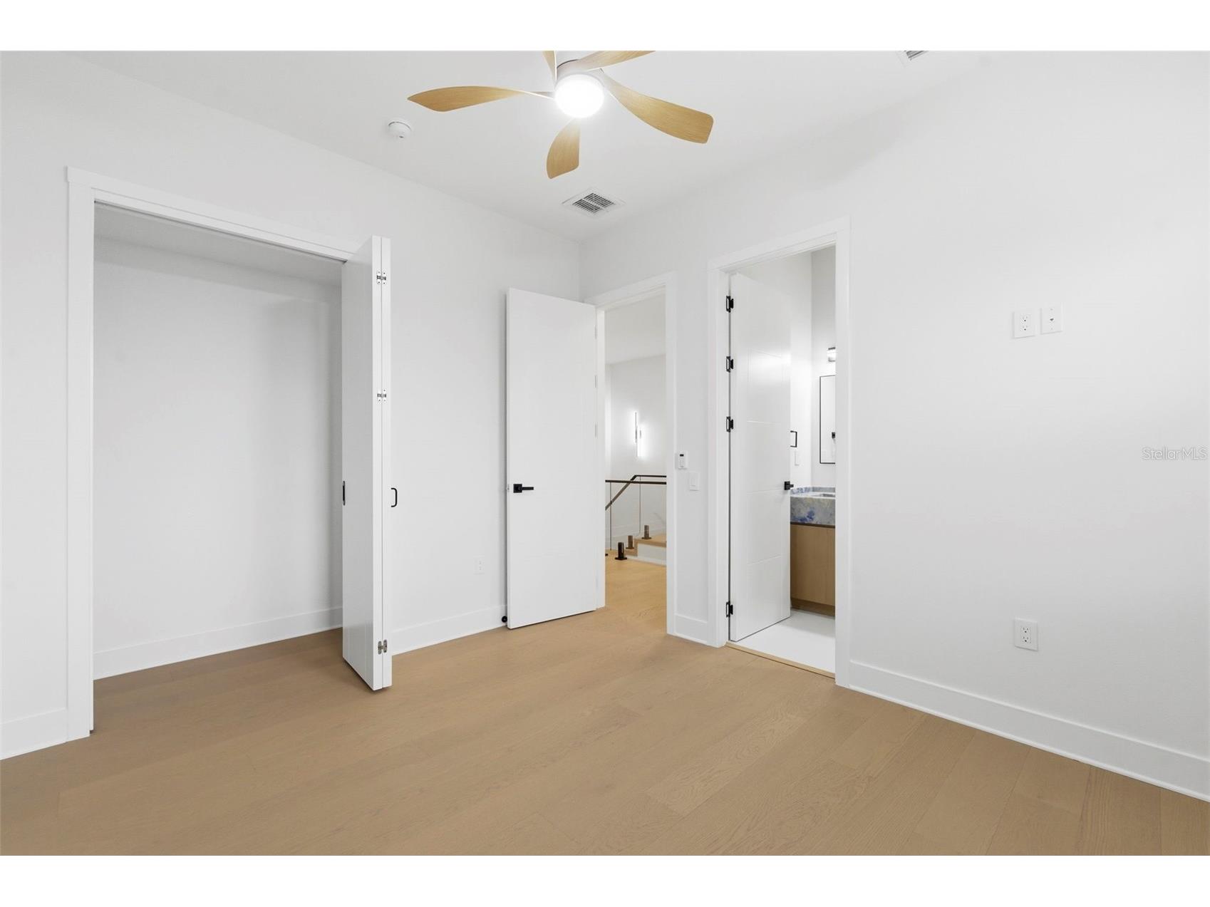 1090 Main Street Safety Harbor FL 34695 TB8507231 image45