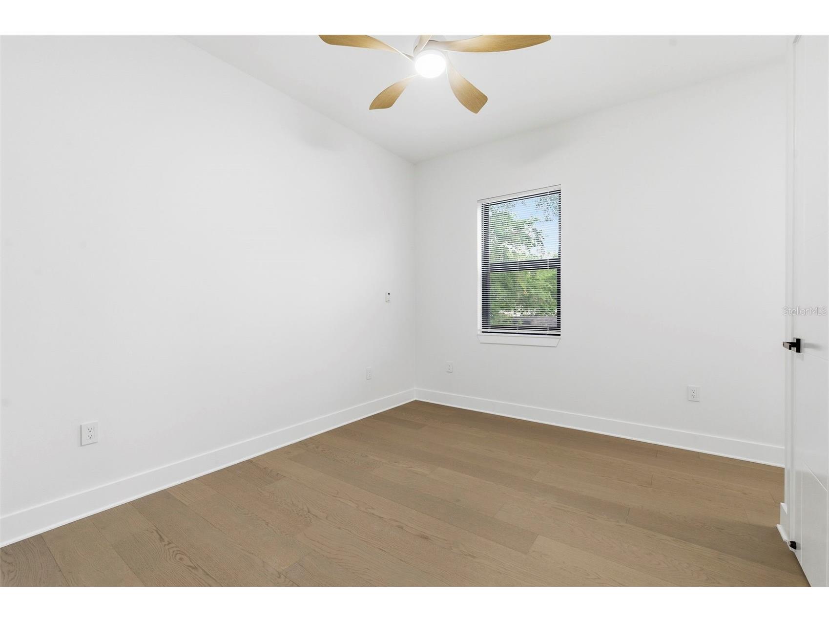 1090 Main Street Safety Harbor FL 34695 TB8507231 image47