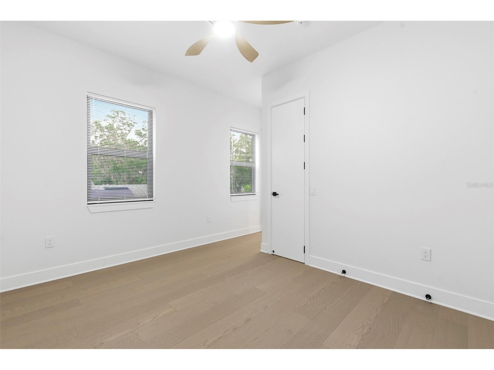 1090 Main Street Safety Harbor FL 34695 TB8507231 image48