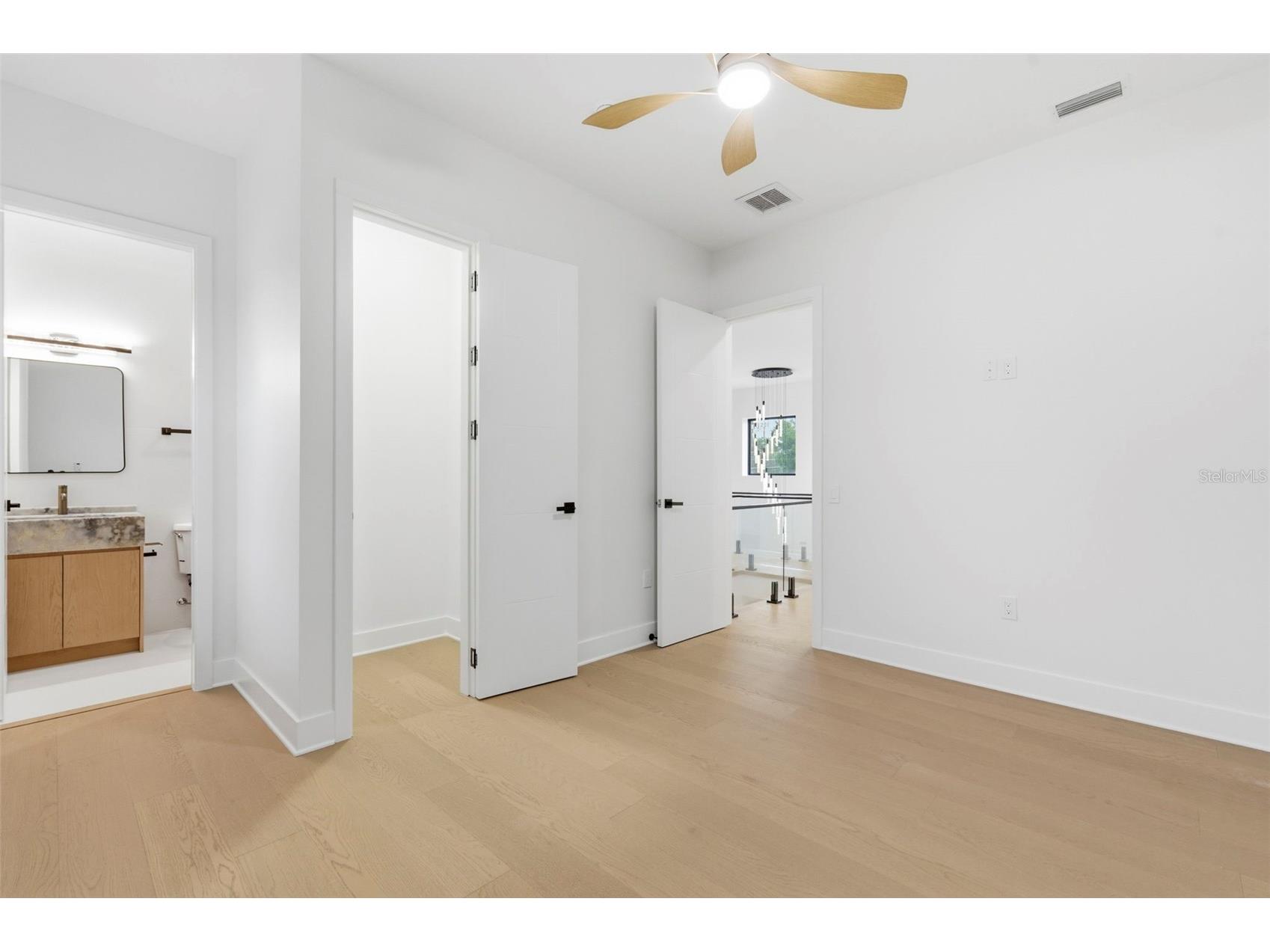 1090 Main Street Safety Harbor FL 34695 TB8507231 image49