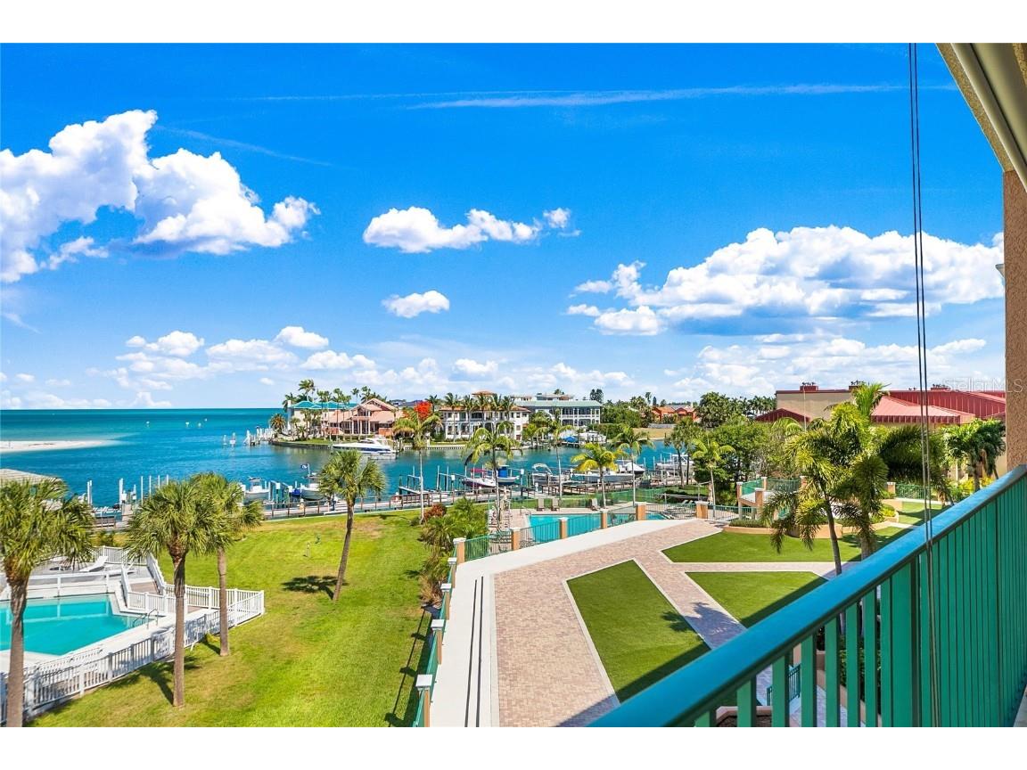 1090 Pinellas Bayway S #A5 Saint Petersburg FL 33715 TB8411270 image41