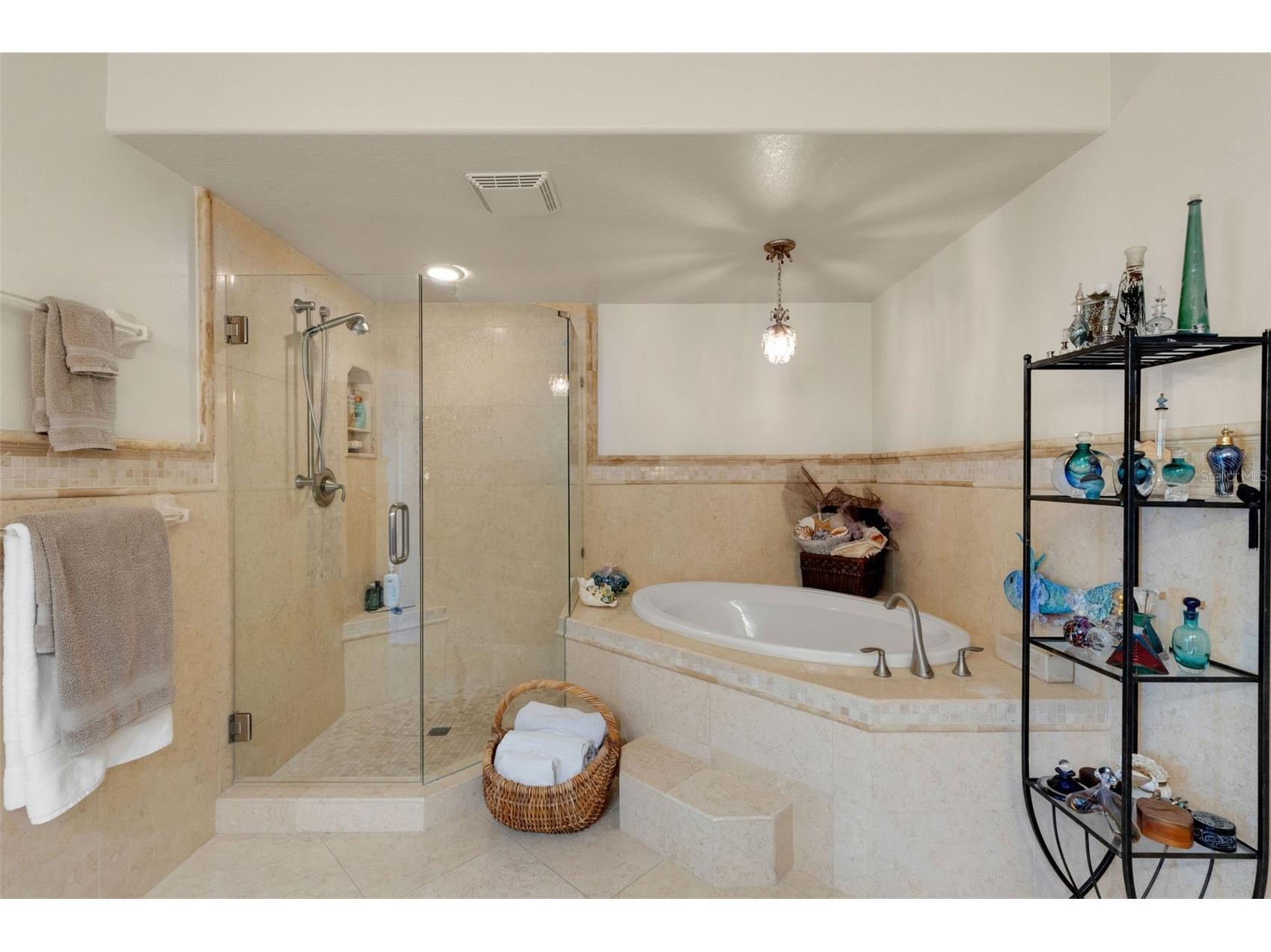 1090 Pinellas Bayway S #A5 Saint Petersburg FL 33715 TB8411270 image52