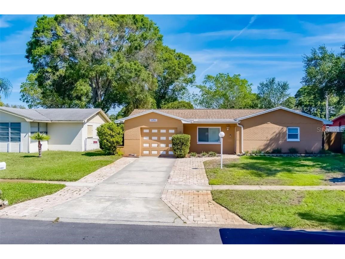 10901 Temple Avenue Seminole FL 33772 U8235282 image1