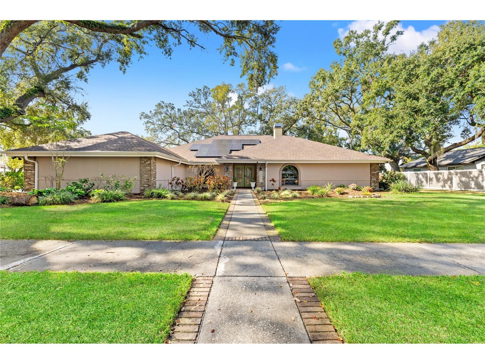 10902 Bent Tree Place Tampa FL 33618 - LAKE CARROLL TB8458641 image1