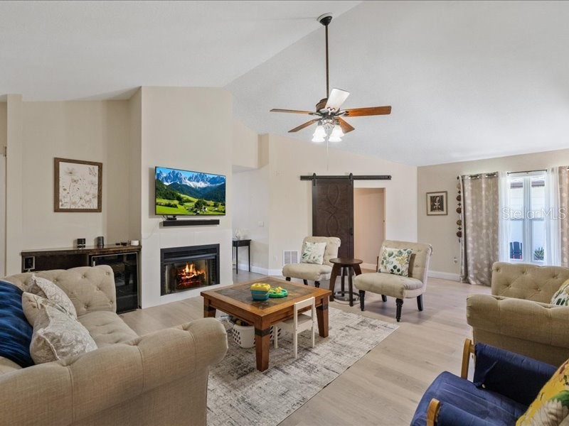 10903 Landon Lane Tampa FL 33635 TB8531491 image29