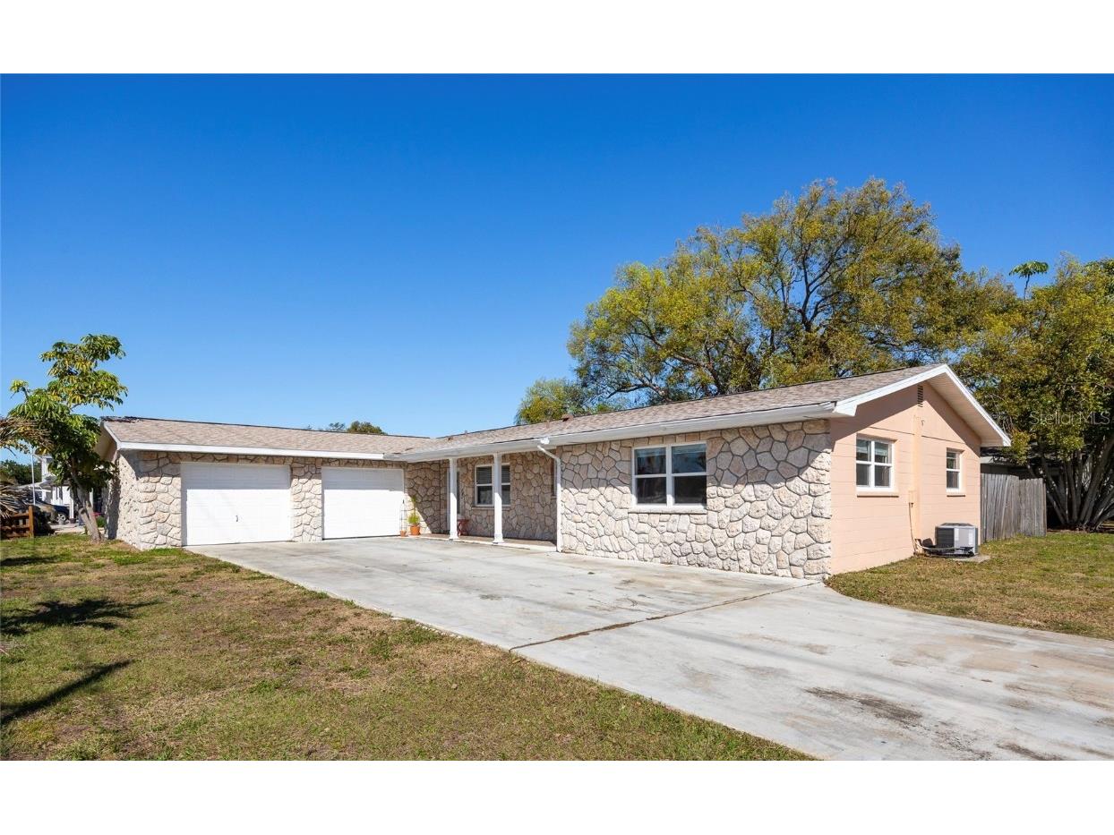 10905 126th Avenue Largo FL 33778 TB8372567 image1