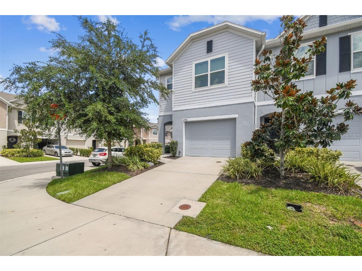 10906 Flying Squirrel Avenue Tampa FL 33610 TB8415932 image1