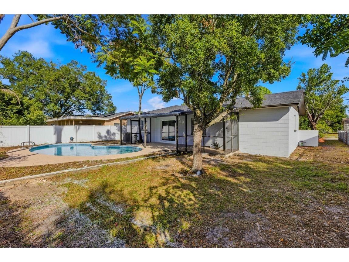 10906 N 28th Street Tampa FL 33612 TB8456749 image37