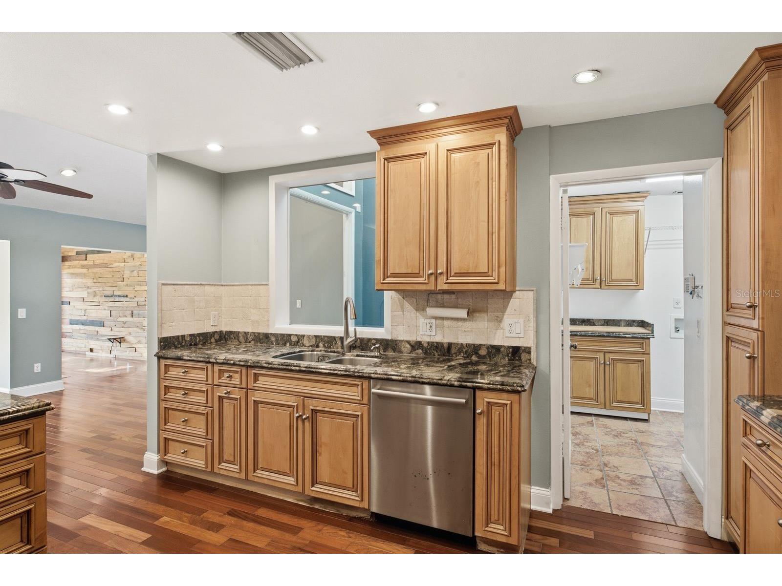 10907 Autumn Oak Place Tampa FL 33618 TB8522906 image15