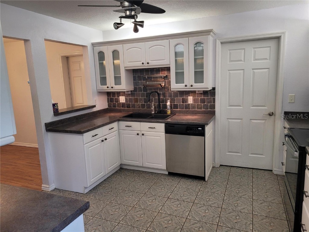 10908 Claymont Drive New Port Richey FL 34654 TB8308211 image6