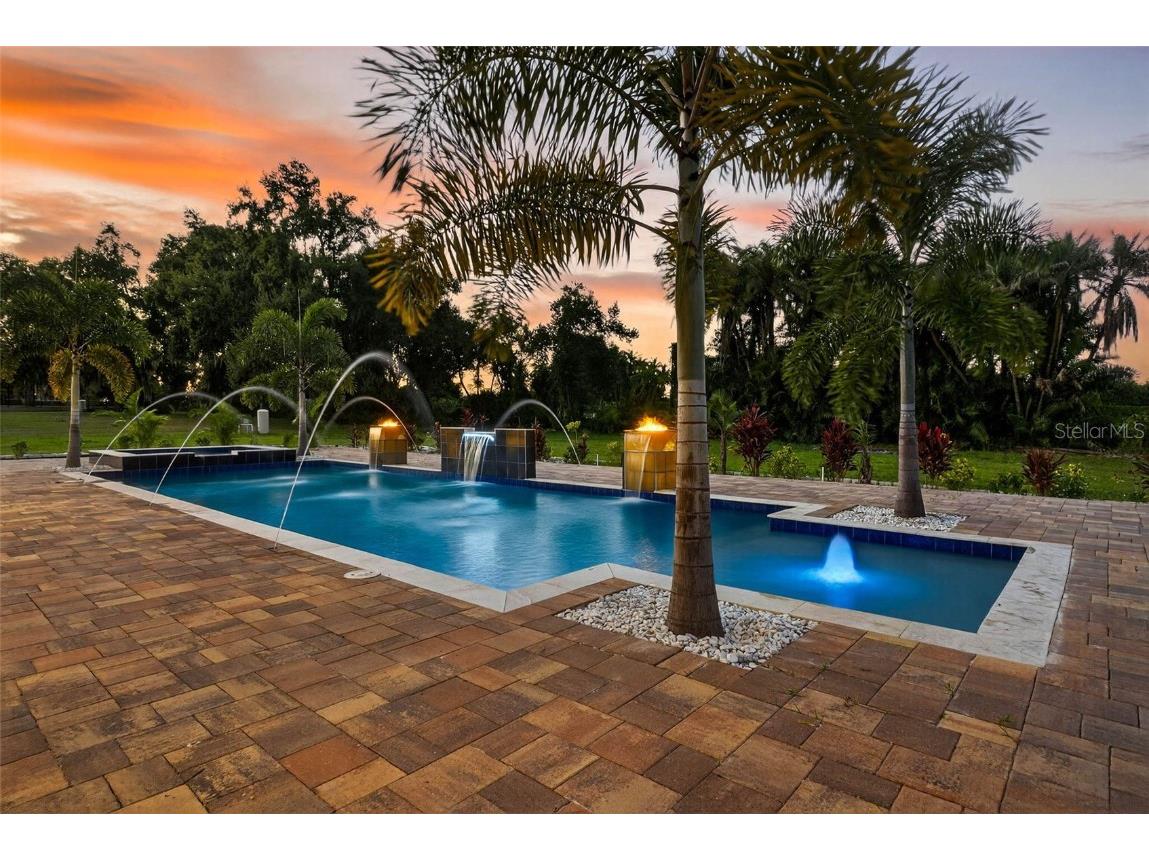 10908 Flint Estates Drive Thonotosassa FL 33592 - LAKE THONOTOSASSA TB8438650 image2