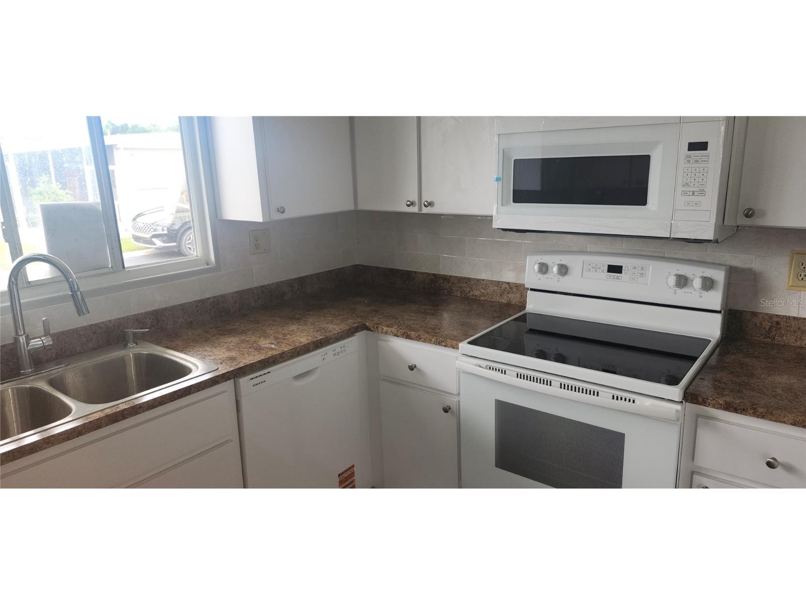 10908 Freedom Drive Port Richey FL 34668 W7877266 image2