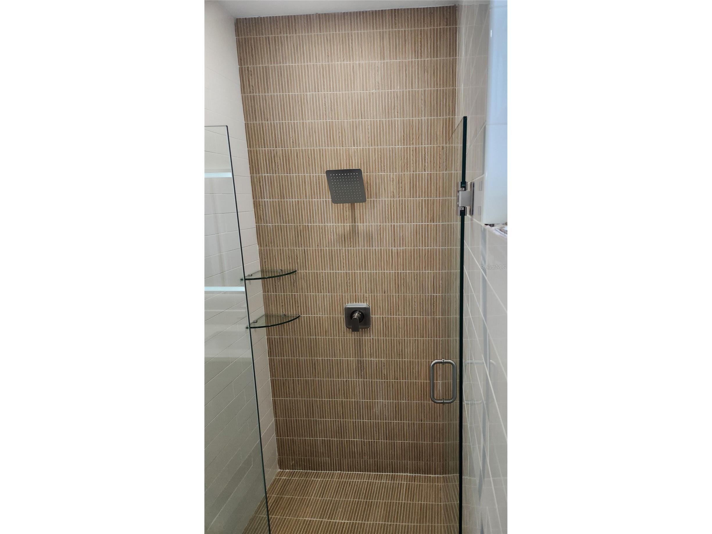10909 N 28th Street Tampa FL 33612 TB8496874 image11