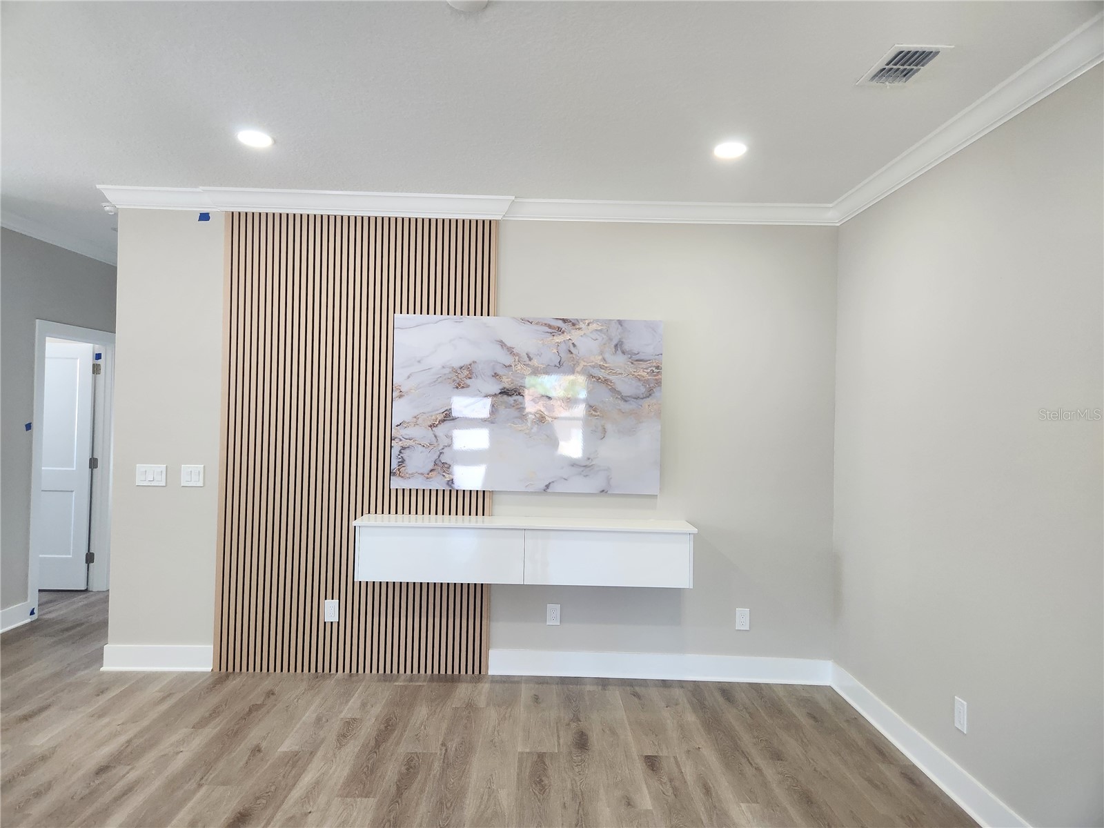10909 N 28th Street Tampa FL 33612 TB8496874 image2