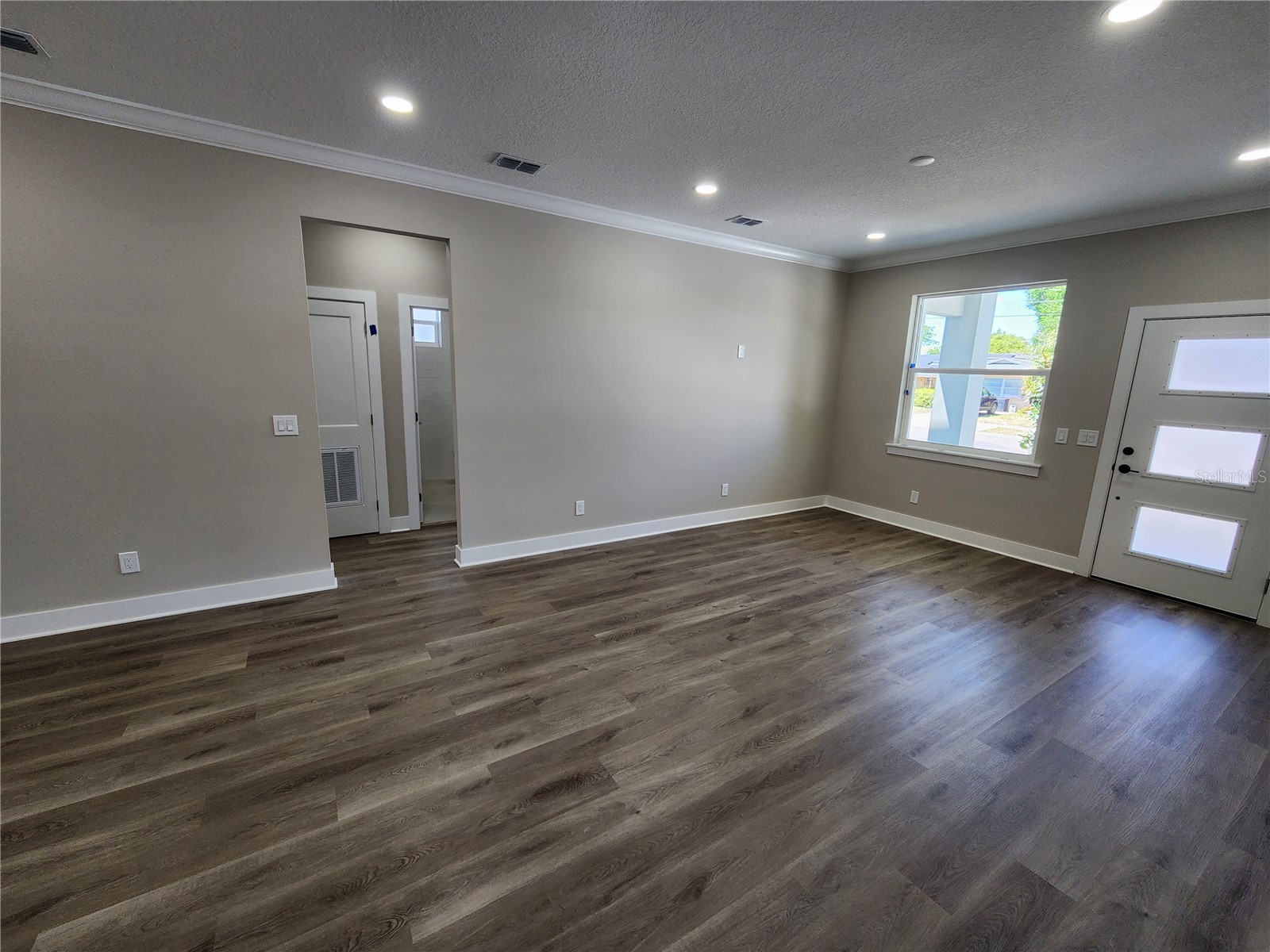 10909 N 28th Street Tampa FL 33612 TB8496874 image8
