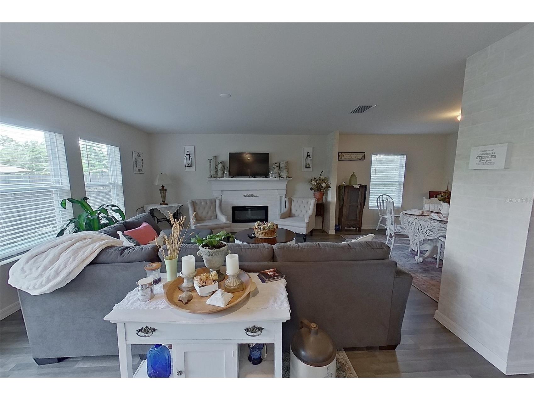 1091 Cazenovia Street Port Charlotte FL 33952 C7513520 image3