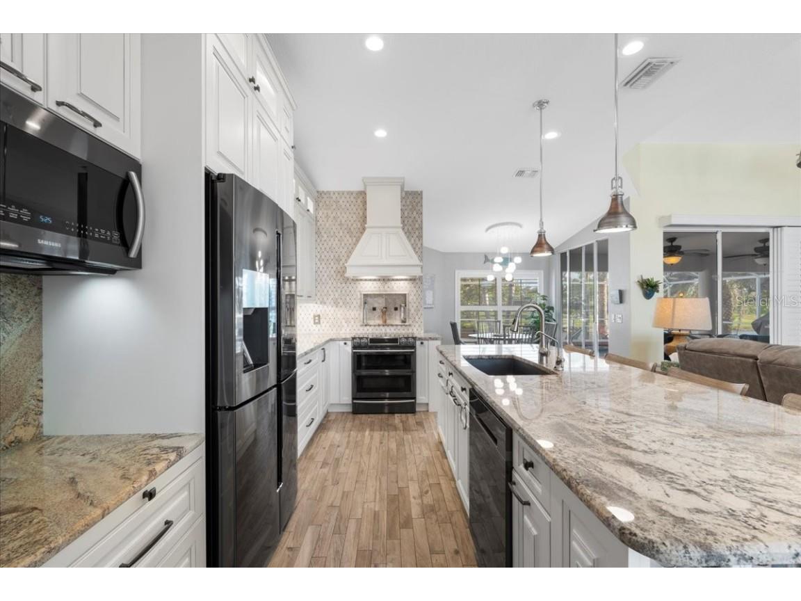 1091 Rotonda Circle Rotonda West FL 33947 - ROTONDA RIVER C7507622 image13