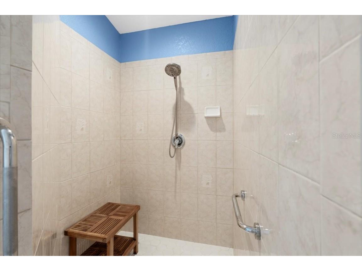 1091 Rotonda Circle Rotonda West FL 33947 - ROTONDA RIVER C7507622 image38