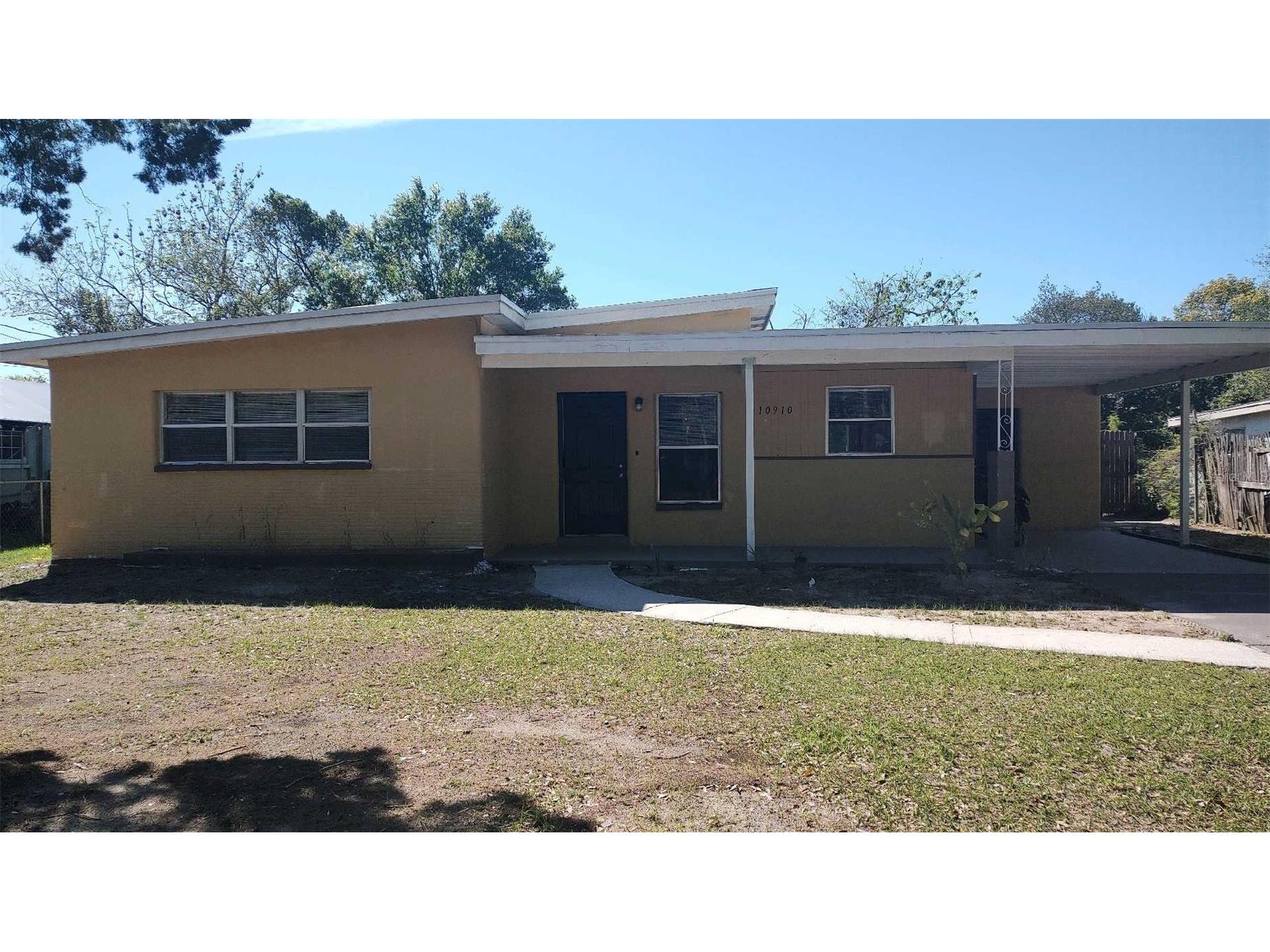 10910 N 15th Street Tampa FL 33612 O6393275 image1
