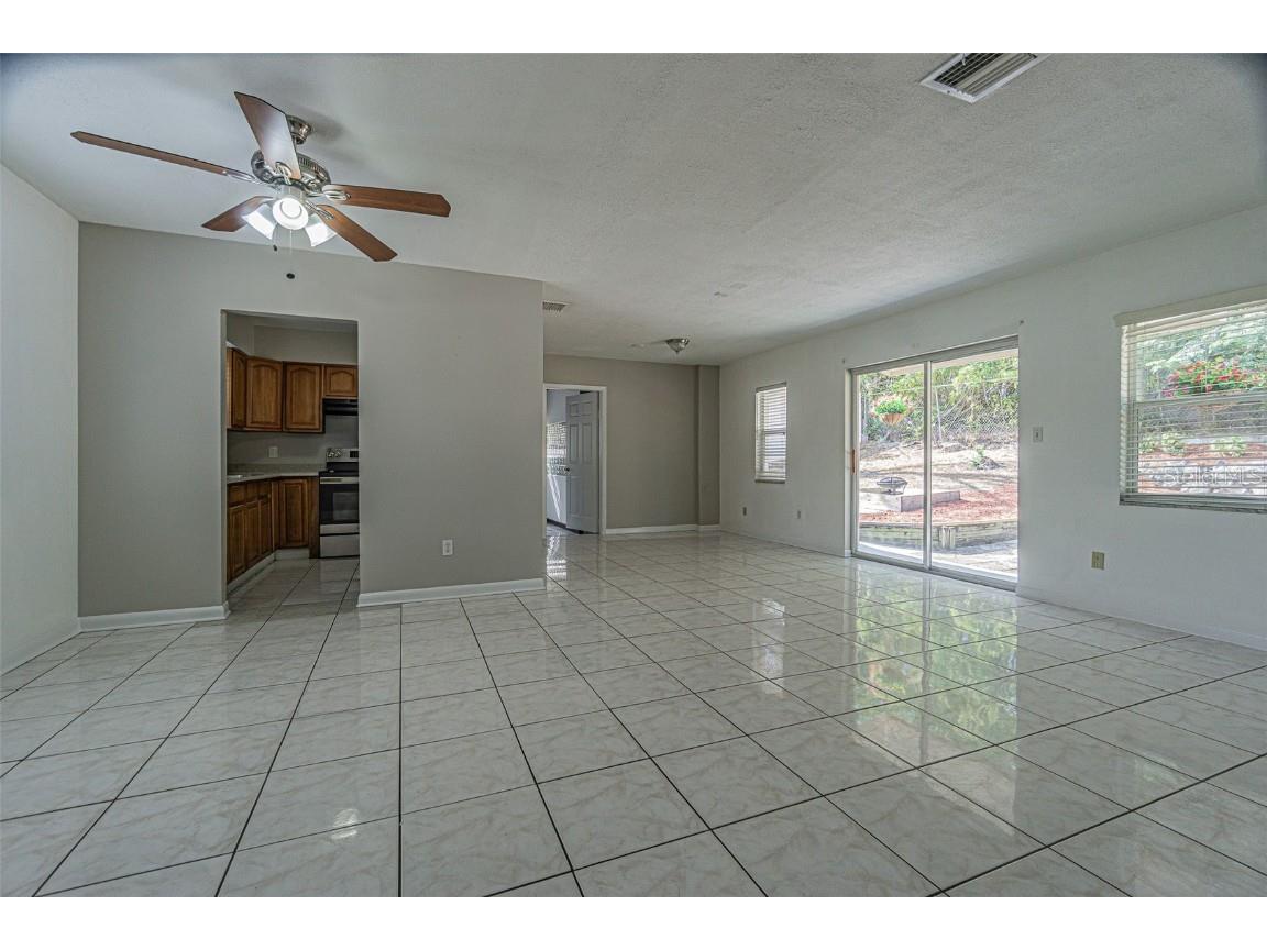 10910 N 61st Street Temple Terrace FL 33617 TB8444405 image10