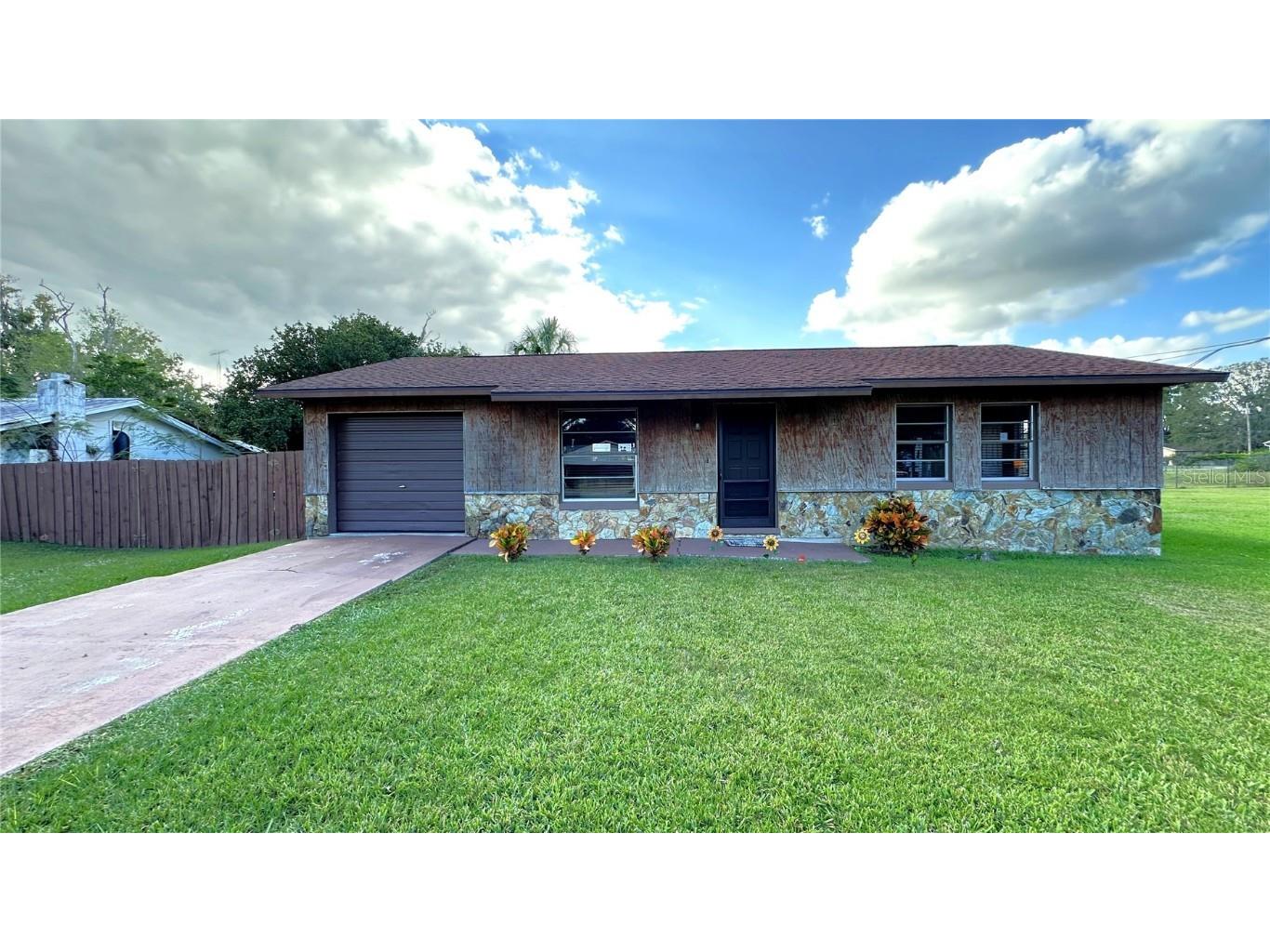 10910 SE 52nd Court Belleview FL 34420 G5089224 image1