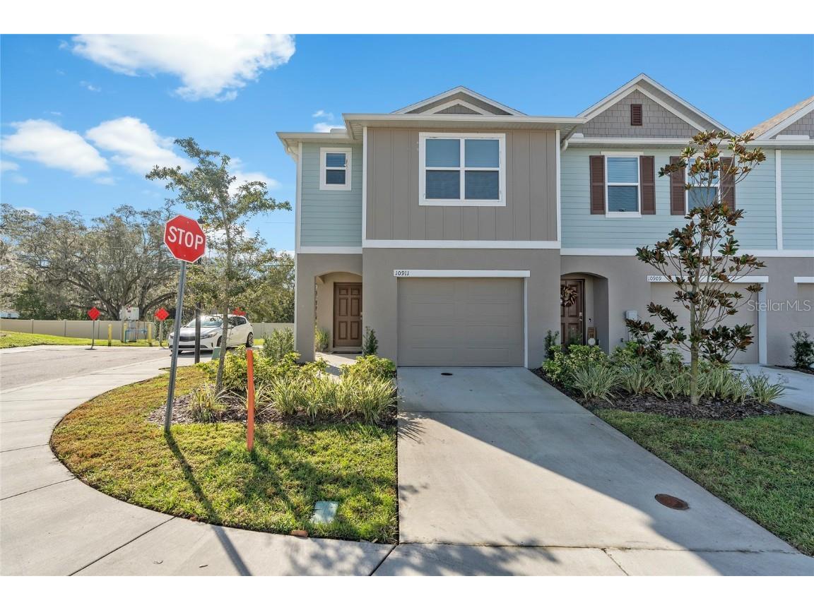 10911 Flying Squirrel Avenue Tampa FL 33610 T3499241 image1